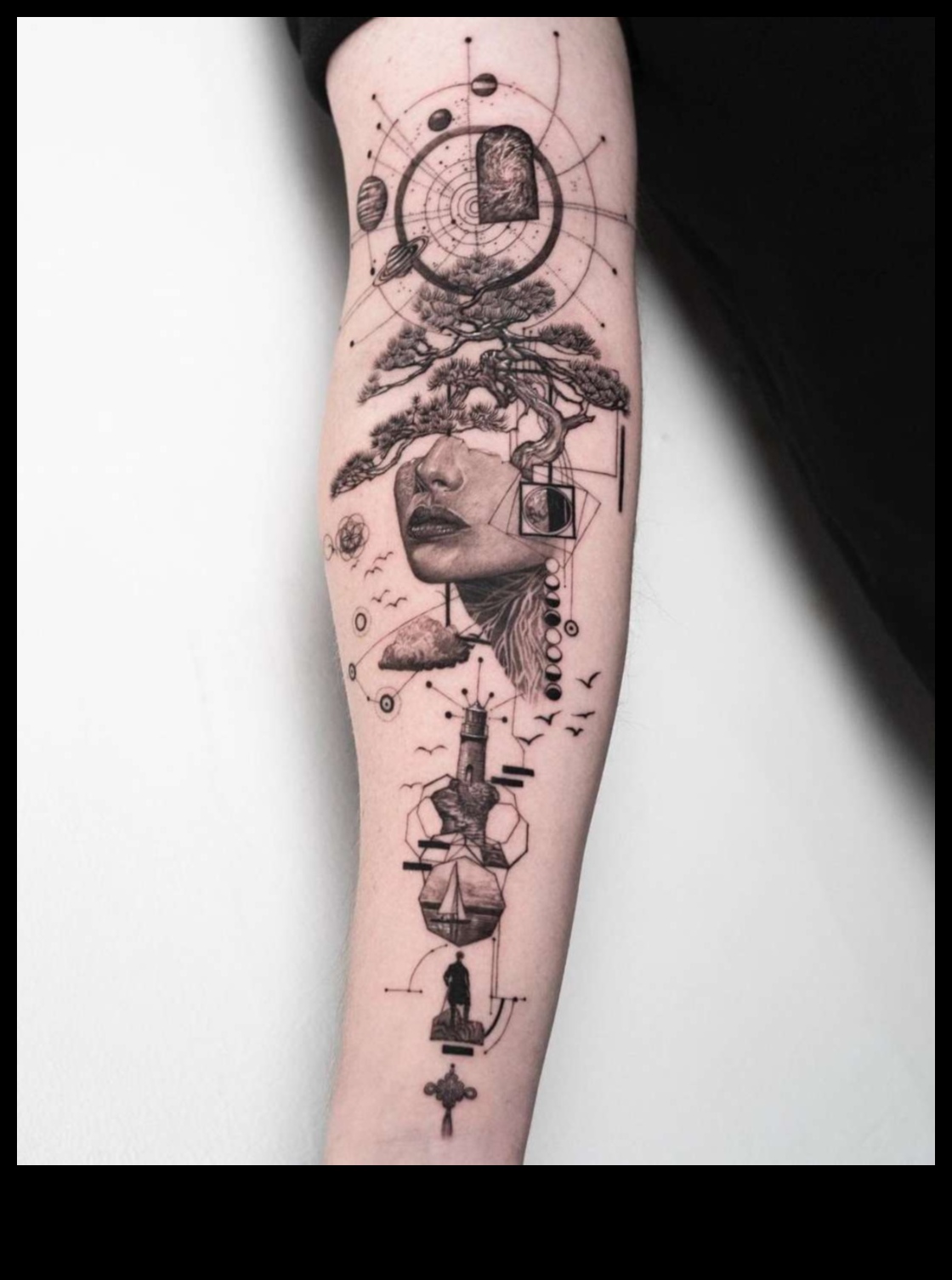 Ārpus robežām: neierobežotu jēdzienu izpēte mūsdienu tetovējumu dizainā