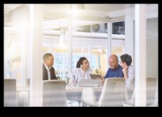 Beyond Boardrooms 7 izgudrojumi modernā komerciāla vadībā