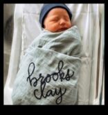 Sentiments in Swaddles Pārdomātas priekšmeti mazuļiem katrai personībai